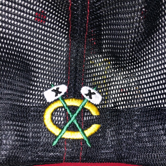 Chicago Blackhawks Cap - One Size Flex Stretch Fit - NHL Old Time Hockey - Picture 8 of 10